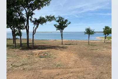 131 Hessie Avenue, Burnet, TX 78611 - Photo 1