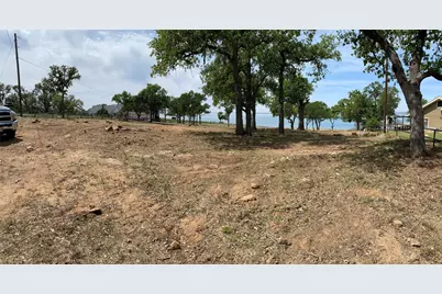 131 Hessie Avenue, Burnet, TX 78611 - Photo 5