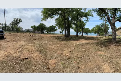 131 Hessie Avenue, Burnet, TX 78611 - Photo 5