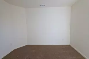 2002 W 2nd St, Taylor, TX 76574 - Photo 13