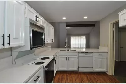 3700 Steck Avenue, Austin, TX 78759 - Photo 9