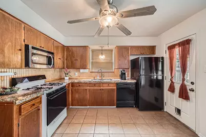 914 Hermitage Drive, Austin, TX 78753 - Photo 15