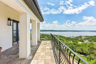 14004 Skyline Dr, Austin, TX 78732 - Photo 3
