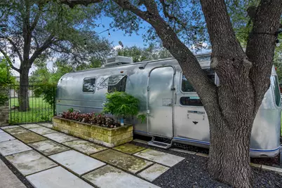 2204 Walsh Drive, Round Rock, TX 78681 - Photo 35