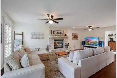 2204 Walsh Drive, Round Rock, TX 78681 - Photo 5