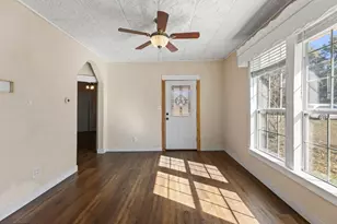 92 Sunrise St, Dale, TX 78616 - Photo 5