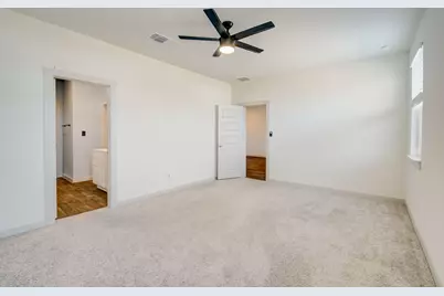 131 Big Sandy Creek Drive, Hutto, TX 78634 - Photo 9