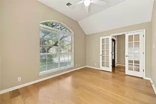 10045 Planters Woods Dr, Austin, TX 78730 - Photo 7