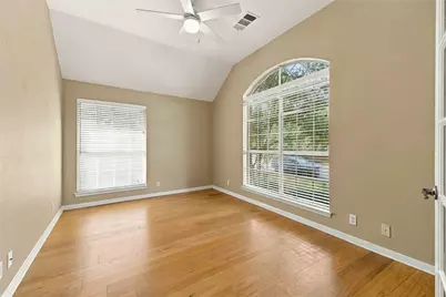 10045 Planters Woods Drive, Austin, TX 78730 - Photo 11