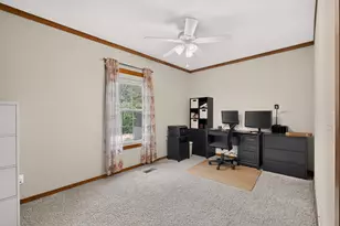 300 Flaming Oak Dr, Bastrop, TX 78602 - Photo 15