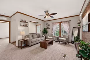 300 Flaming Oak Dr, Bastrop, TX 78602 - Photo 5