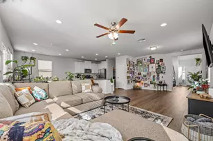 10024 Dawn Pearl Dr, Austin, TX 78748 - Photo 7