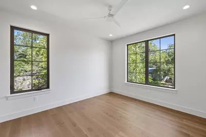 2613 Geraghty Avenue, Austin, TX 78757 - Photo 25