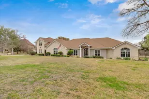 2235 Summit Ridge Dr, San Marcos, TX 78666 - Photo 3