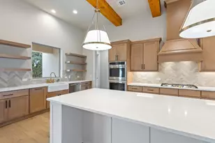 109 Lazy Oak Pl, Spicewood, TX 78669 - Photo 17