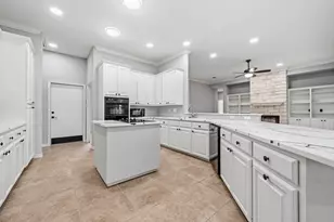 4405 W Cordoba Circle, Georgetown, TX 78628 - Photo 11