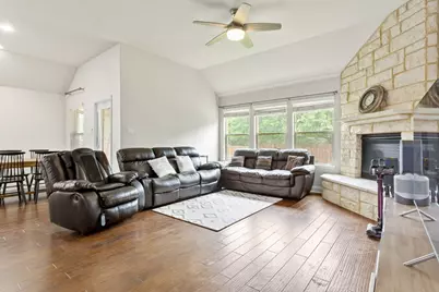 1916 Elaina Loop, Leander, TX 78641 - Photo 5