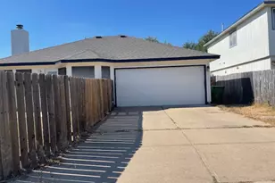 833 Picadilly Dr, Pflugerville, TX 78660 - Photo 3