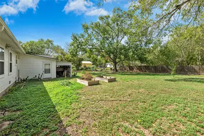 943 Clearfork Street, Lockhart, TX 78644 - Photo 25