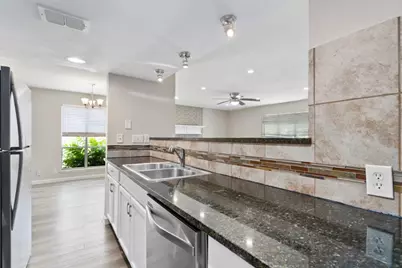 1813 Woodland Avenue, Austin, TX 78741 - Photo 3