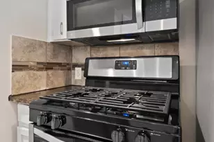 1813 Woodland Ave, Austin, TX 78741 - Photo 13
