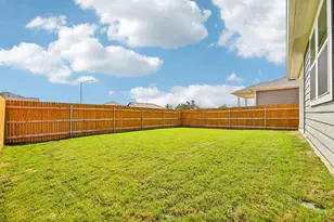 149 Hornet St, Elgin, TX 78621 - Photo 35