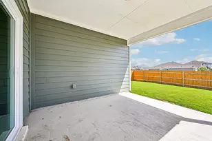 149 Hornet St, Elgin, TX 78621 - Photo 31
