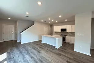 149 Hornet St, Elgin, TX 78621 - Photo 3