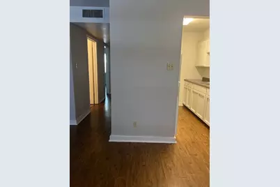 307 E 31st Street #102, Austin, TX 78705 - Photo 7