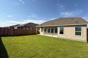 124 Brabham Loop, Hutto, TX 78634 - Photo 33