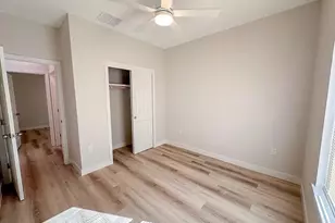 817 5th St, Lockhart, TX 78644 - Photo 13