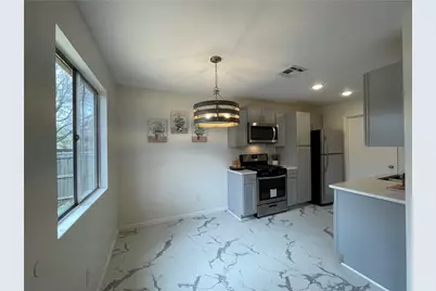 1911 Heathwood Circle, Round Rock, TX 78664 - Photo 11