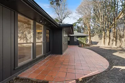 300 Norwood Drive W, Georgetown, TX 78628 - Photo 33