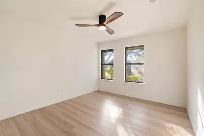 300 Norwood Drive W, Georgetown, TX 78628 - Photo 23