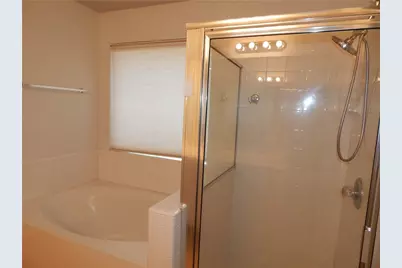 13521 Shawna Dnay Drive, Austin, TX 78727 - Photo 17