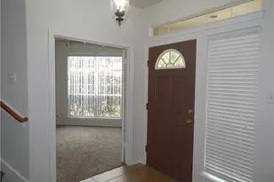 13521 Shawna Dnay Dr, Austin, TX 78727 - Photo 9