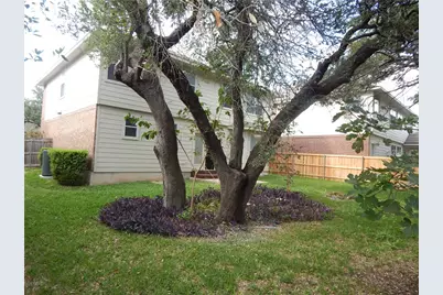 13521 Shawna Dnay Drive, Austin, TX 78727 - Photo 25