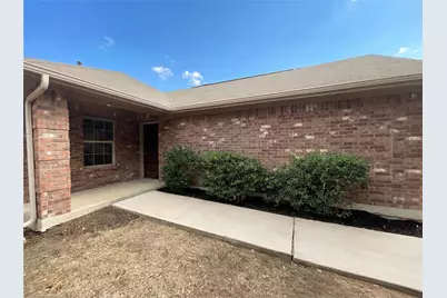 7208 Outfitter Drive, Austin, TX 78744 - Photo 11
