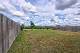 1716 Frontenac St, Leander, TX 78641 - Photo 31