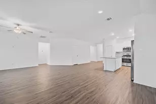 9200 Daisy Cutter Crossing, Georgetown, TX 78626 - Photo 7