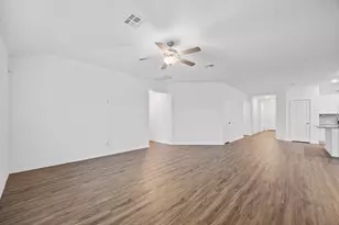 9200 Daisy Cutter Crossing, Georgetown, TX 78626 - Photo 9