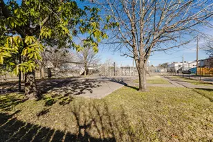 202 Main St, Hutto, TX 78634 - Photo 1
