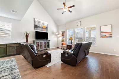 2208 Bonavista Way, Leander, TX 78641 - Photo 3