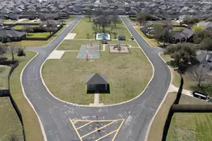 414 Rio Grande Ave, Hutto, TX 78634 - Photo 35