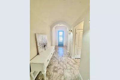 413 Gettysburg Loop, Elgin, TX 78621 - Photo 5