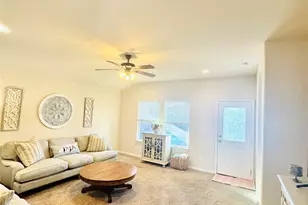 413 Gettysburg Loop, Elgin, TX 78621 - Photo 15