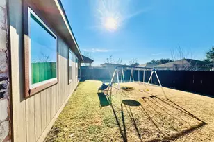 413 Gettysburg Loop, Elgin, TX 78621 - Photo 29