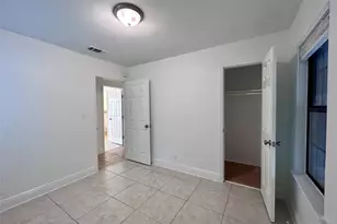 6200 Palm Cir, Austin, TX 78741 - Photo 17