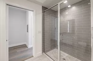 1800 E 4th St, Austin, TX 78702 - Photo 9