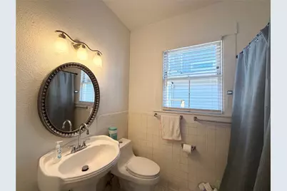 407 W 35th Street #A, Austin, TX 78705 - Photo 15